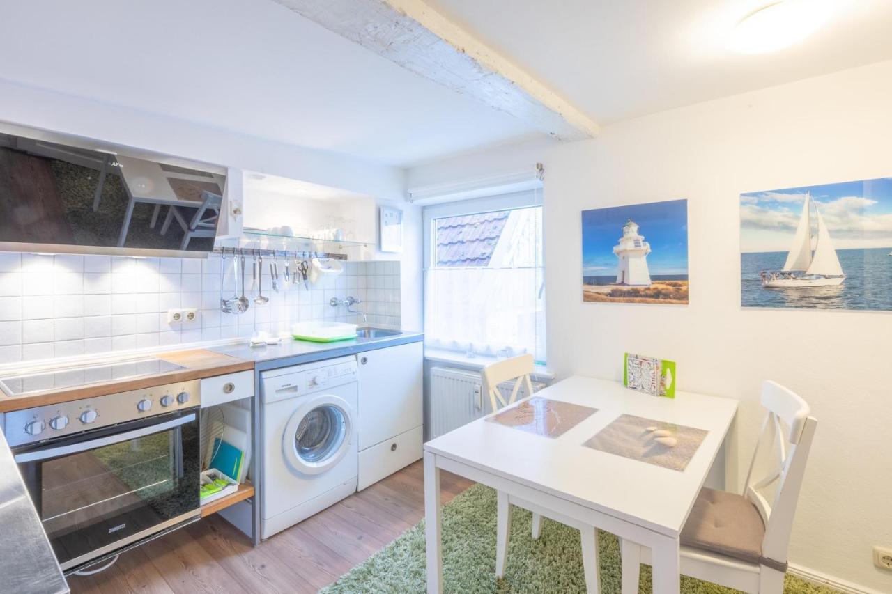 Apartmenthaus Toenning Kleine Kajuete Eksteriør billede